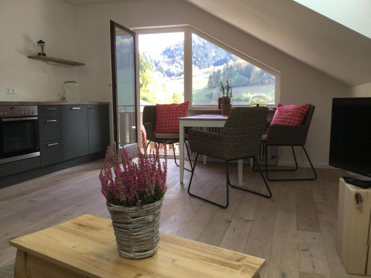 Appartement Erikas Haus à Münstertal Extérieur photo